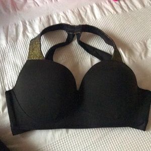 Victoria’s Secret very sexy sports bra 36C